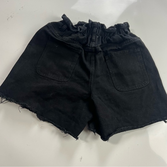 Princess Polly women’s black jeans shorts new S m104-10 - Picture 2 of 3